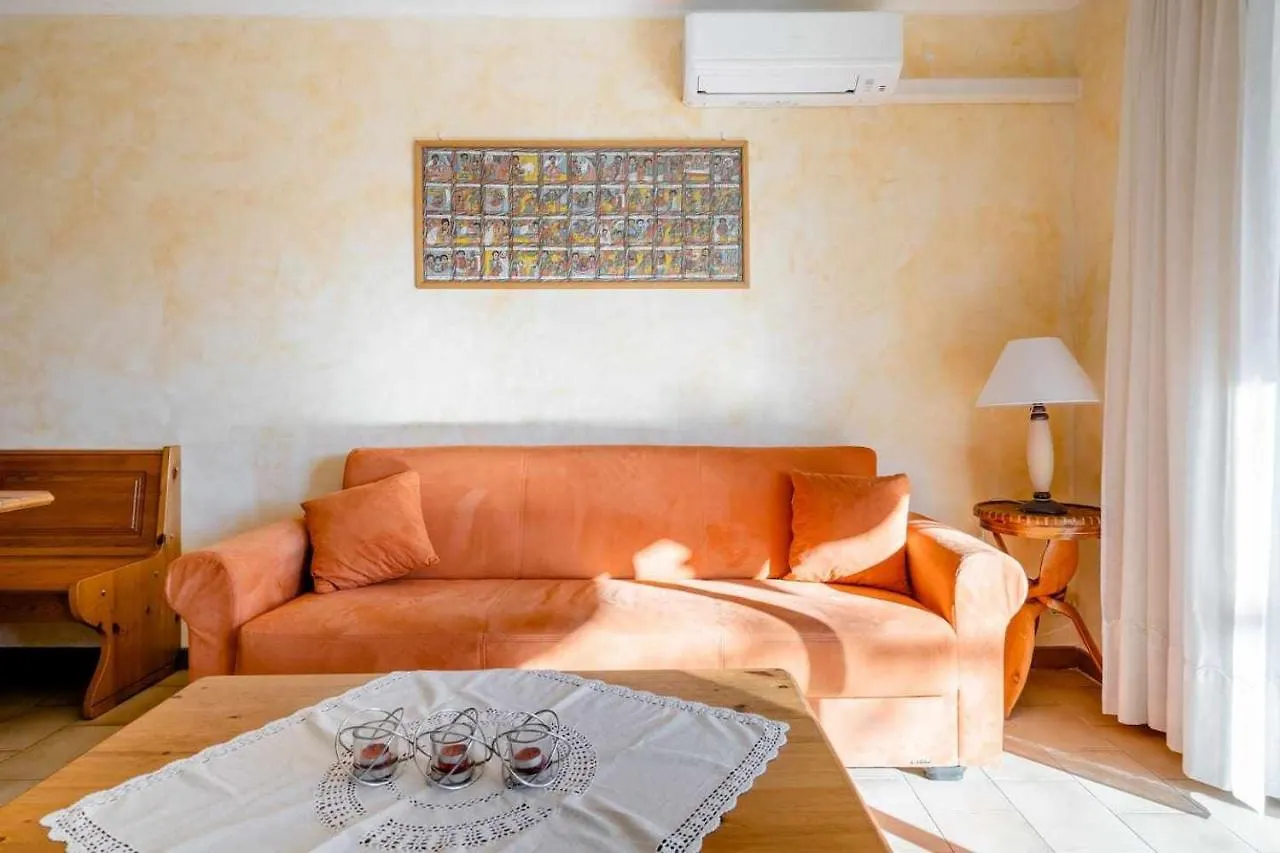 Spacious Apartment At A 5 Min Walk From The Beach Antibes